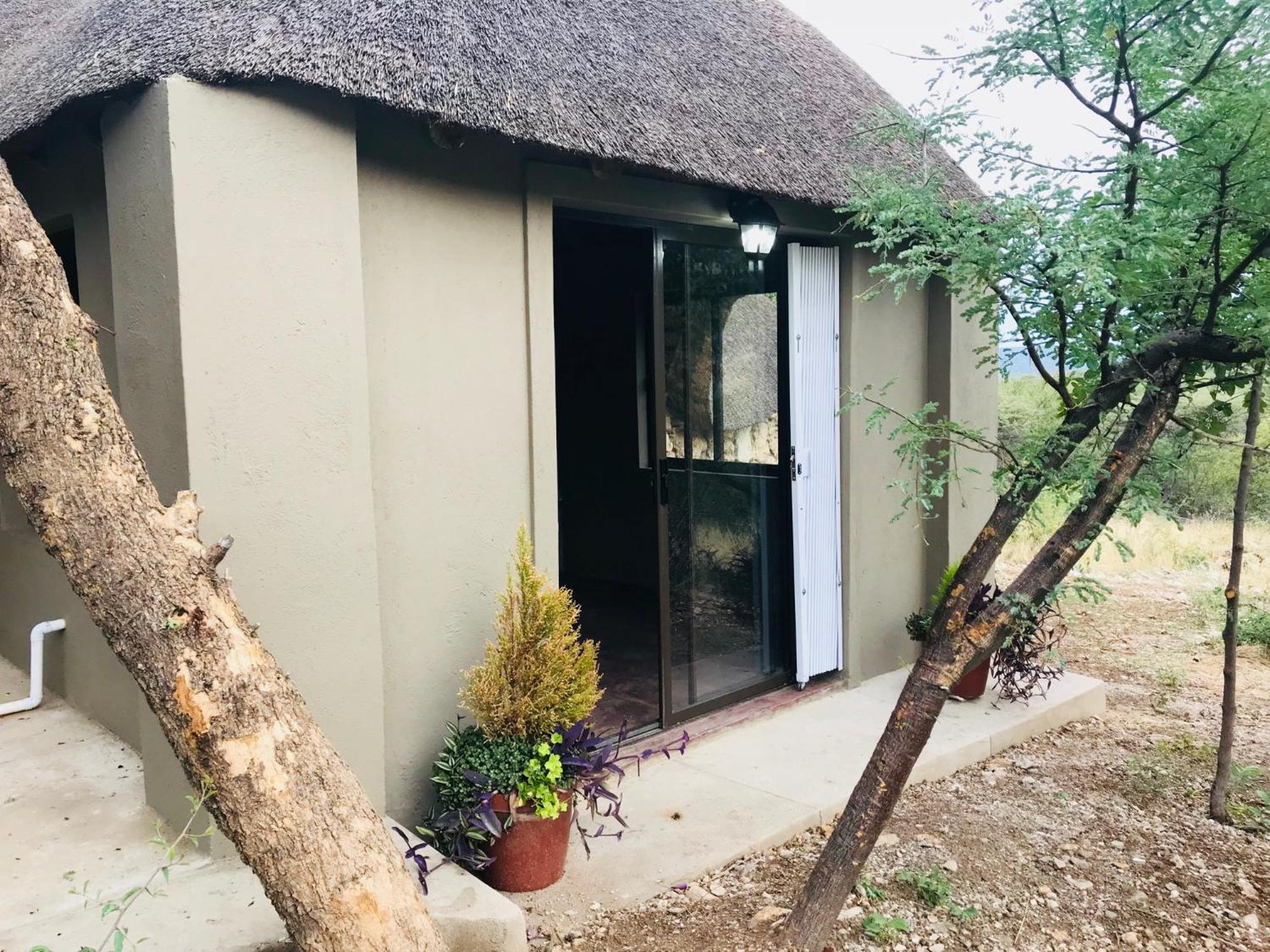 Sasa Safari Camp & Tours Villa Outjo Exterior photo