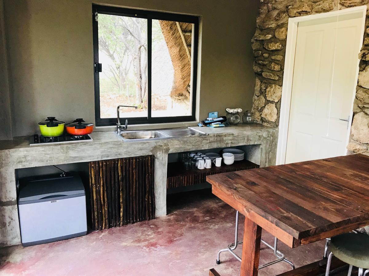 Sasa Safari Camp & Tours Villa Outjo Exterior photo